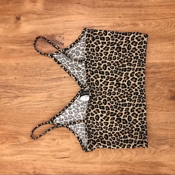 Leopard print top (2/13$) - Picture 2 of 5